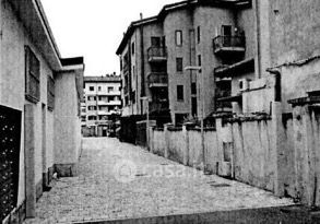 Capannone in commerciale in Via Asiago 8 A