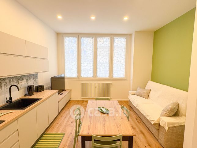 Appartamento in residenziale in Via Benedetto Walter
