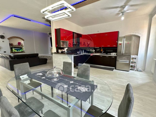 Appartamento in residenziale in Via Arnaldo