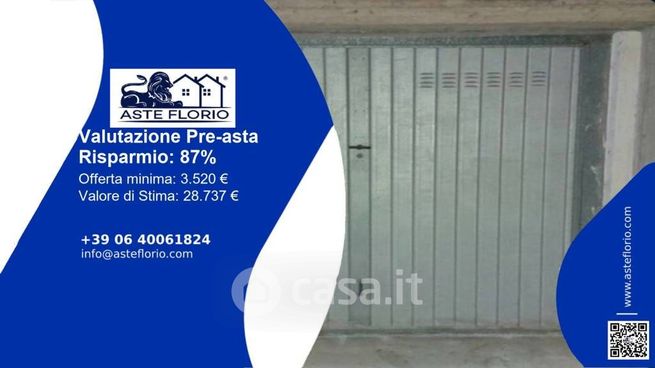 Box/posto auto in residenziale in Via Vampolieri