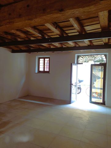 Ufficio in commerciale in Vicolo San Domenico