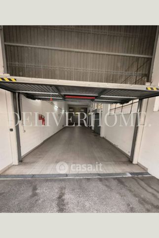 Box/posto auto in residenziale in Via Basilio Bricci