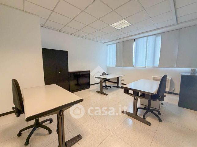 Ufficio in commerciale in Via Bruno Buozzi 21