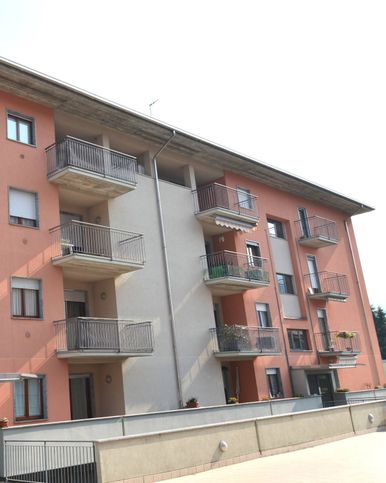 Appartamento in residenziale in Via Industriale 15