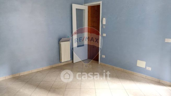 Casa indipendente in residenziale in 