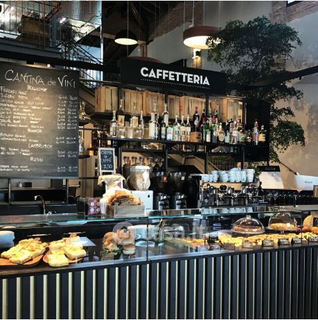 Attivitã /licenza (con o senza mura) in commerciale in 