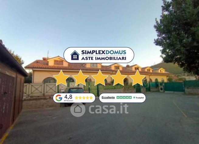 Villa in residenziale in Via Rocca Priora