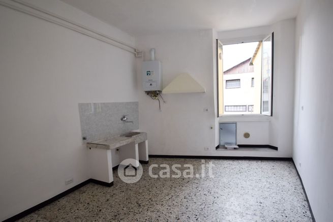Appartamento in residenziale in Via Sant'Ambrogio di Voltri 14