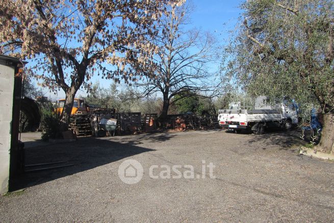 Terreno agricolo in commerciale in Via Fratelli Orsi 14