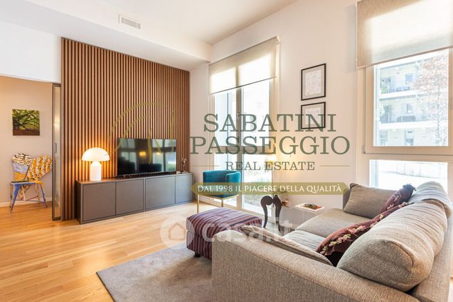 Appartamento in residenziale in Viale Montello 6