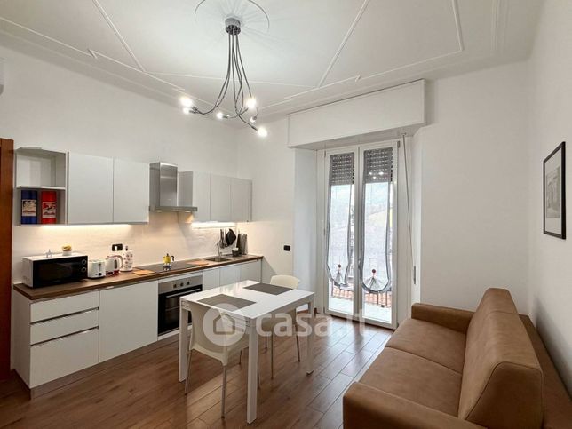 Appartamento in residenziale in Via F. M. Adobati