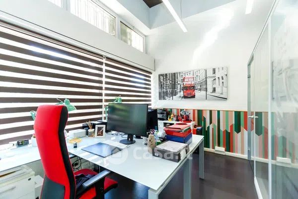 Ufficio in commerciale in Piazza Antonio Baldini 33