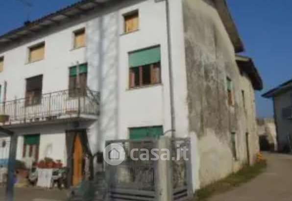 Casa indipendente in residenziale in Via Nogaredo