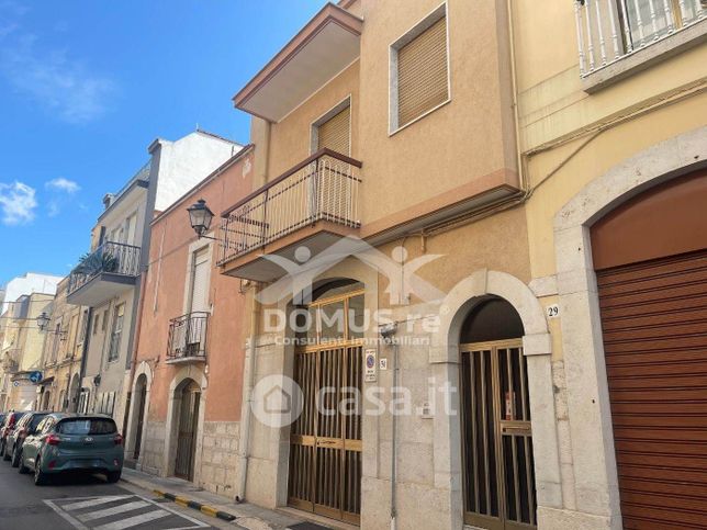 Casa indipendente in residenziale in
