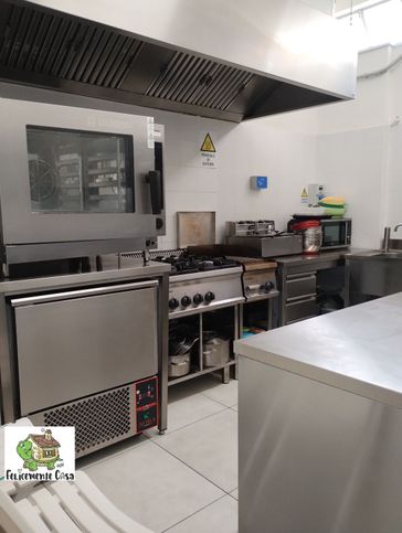 Attivitã /licenza (con o senza mura) in commerciale in Via Don Luigi Sturzo