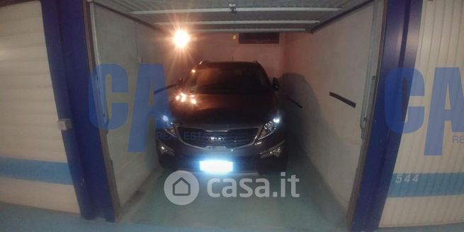 Garage/posto auto in residenziale in Via Pietro Mascagni