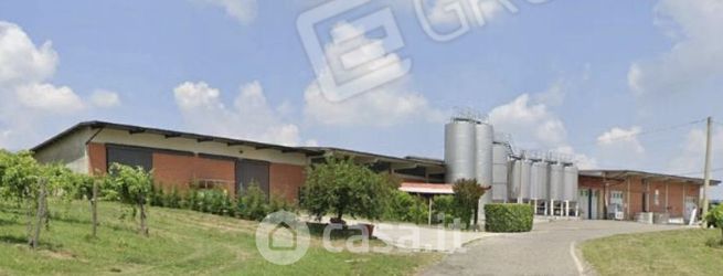 Capannone in commerciale in Strada Provinciale 70