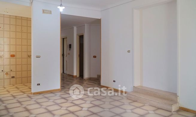 Casa indipendente in residenziale in Via Pitagora 26