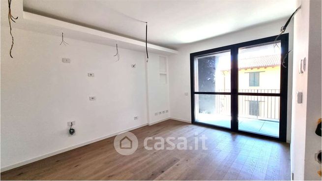 Appartamento in residenziale in Via Luigi Ornato