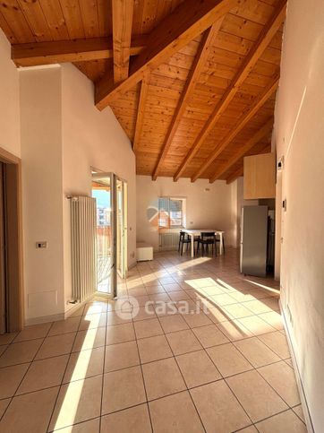 Appartamento in residenziale in Via Craffonara 8