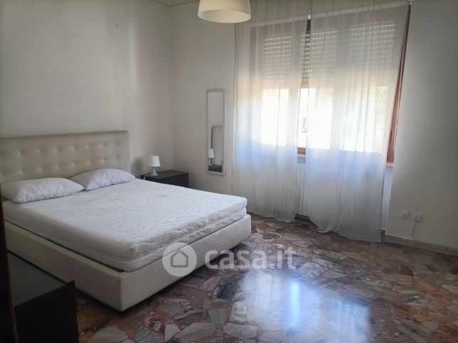 Appartamento in residenziale in Via Luigi Testore