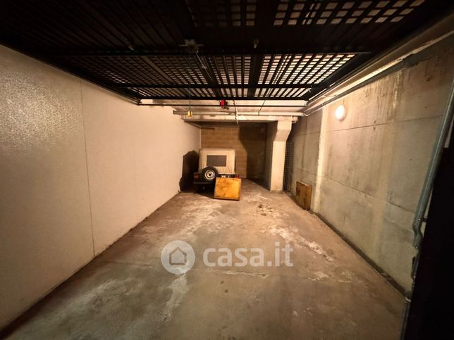 Box/posto auto in residenziale in 