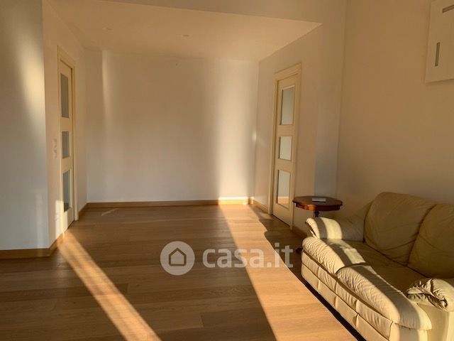 Appartamento in residenziale in Via IV Novembre