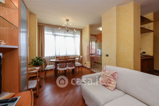 Appartamento in residenziale in Via Monte Nero 31