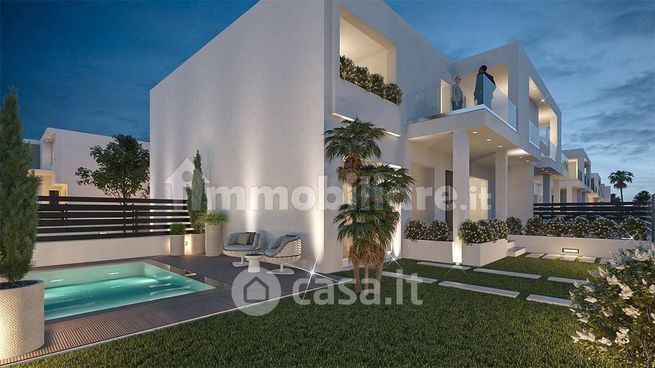 Casa bi/trifamiliare in residenziale in Via Carlo Calcaterra