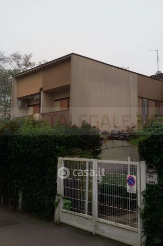 Appartamento in residenziale in Via Dante Alighieri 36