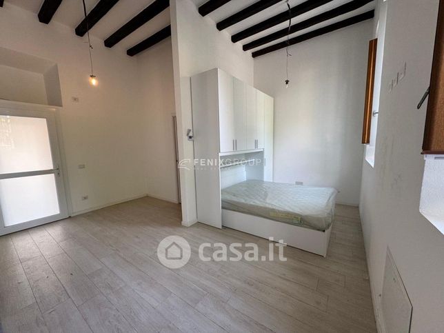 Appartamento in residenziale in Via I. Rota 55
