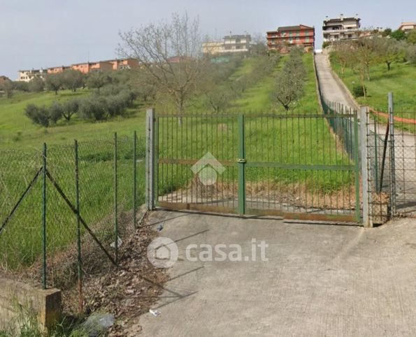 Terreno edificabile in residenziale in Via Fonte Santa Margherita