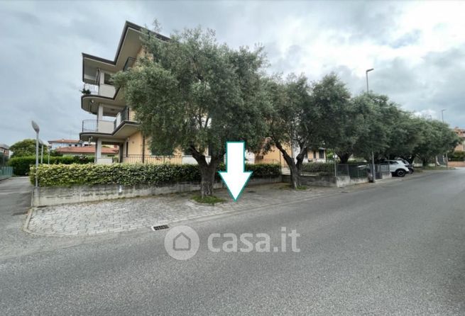 Garage/posto auto in residenziale in Via Ranocchiaio