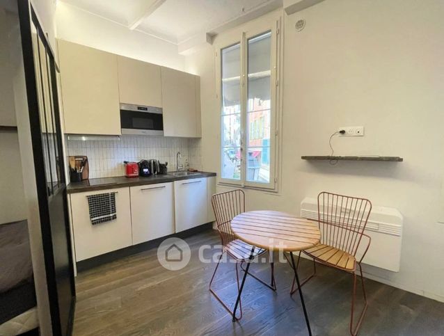 Appartamento in residenziale in Rue Saint Francois 7