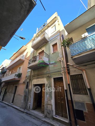 Casa indipendente in residenziale in 