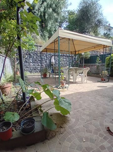 Villetta a schiera in residenziale in Della regione
