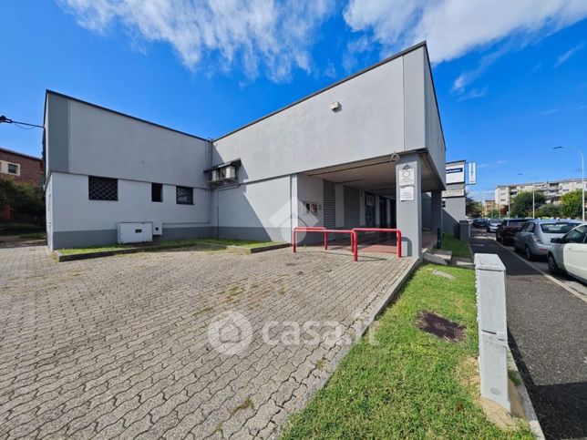 Ufficio in commerciale in Piazza 8 Marzo 24