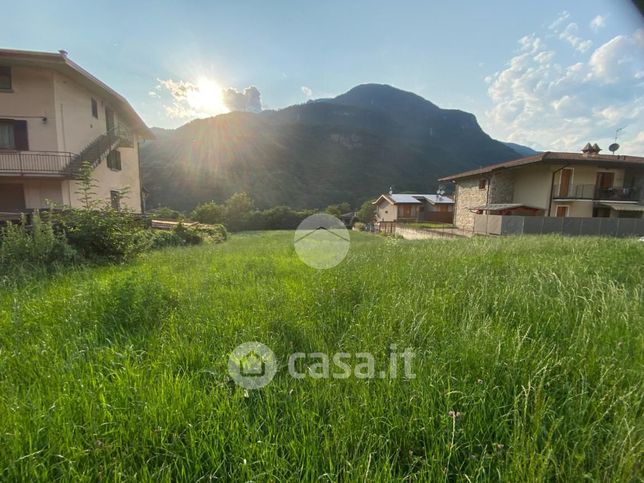 Terreno edificabile in residenziale in Via Sentieri 1