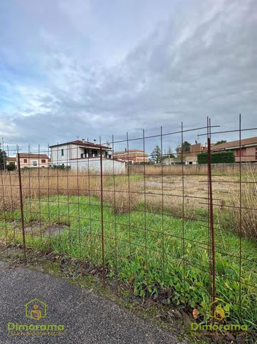 Terreno agricolo in commerciale in Via San Vitale