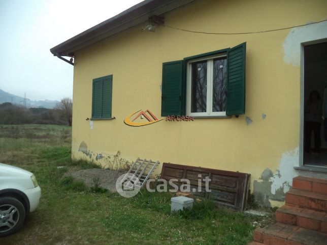 Villa in residenziale in 