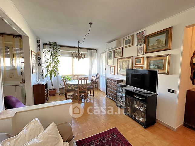 Appartamento in residenziale in Via Giovanni Battista Pergolesi 39