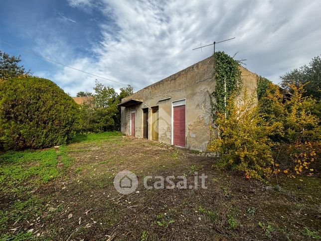 Villa in residenziale in Via Guido Guinizzelli 15