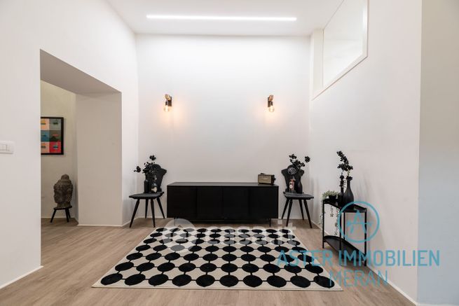 Appartamento in residenziale in Via Portici