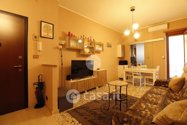 Appartamento in residenziale in Via Pavia 16