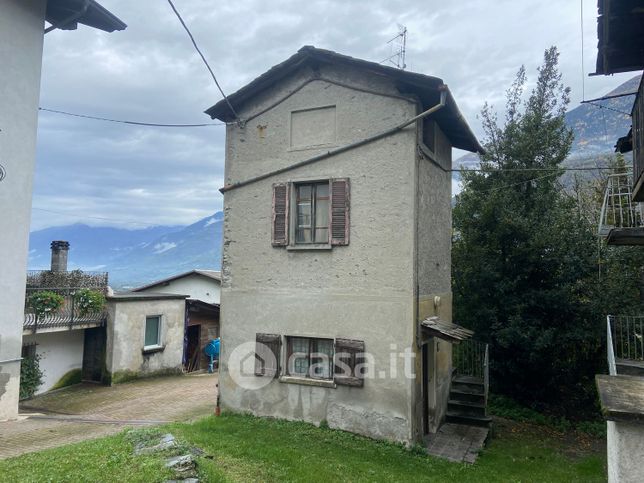 Casa indipendente in residenziale in Via Torchione 53