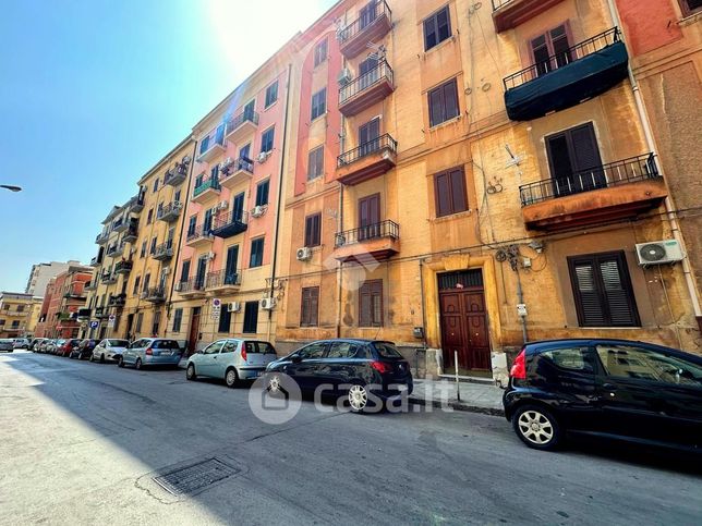 Capannone in commerciale in Via Cardinale Tomasi 14