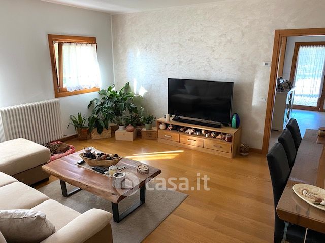 Rustico/casale in residenziale in 
