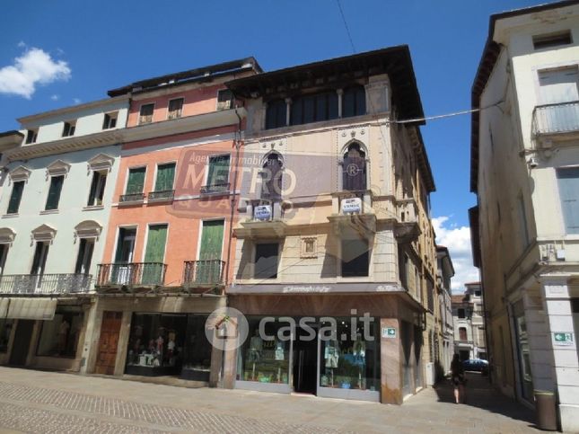 Rustico/casale in residenziale in Via del Costo