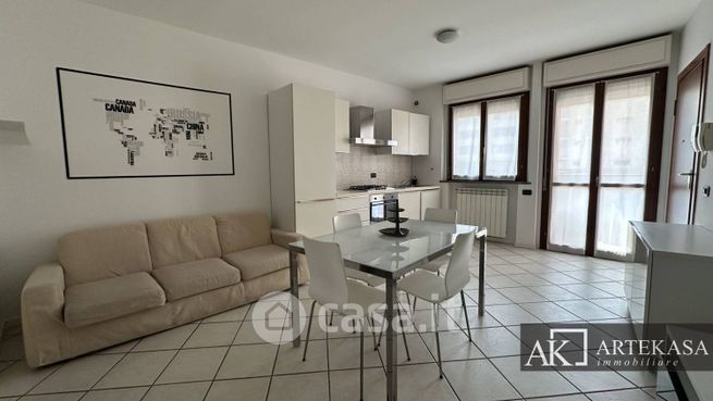 Appartamento in residenziale in Via Alfieri 15