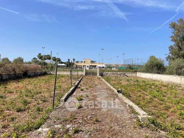 Casa indipendente in residenziale in Via per Floridia